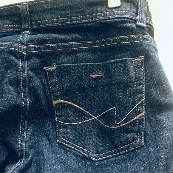 Faded Glory Classic Stretch Streight Petite Jeans - Picture 3 of 5